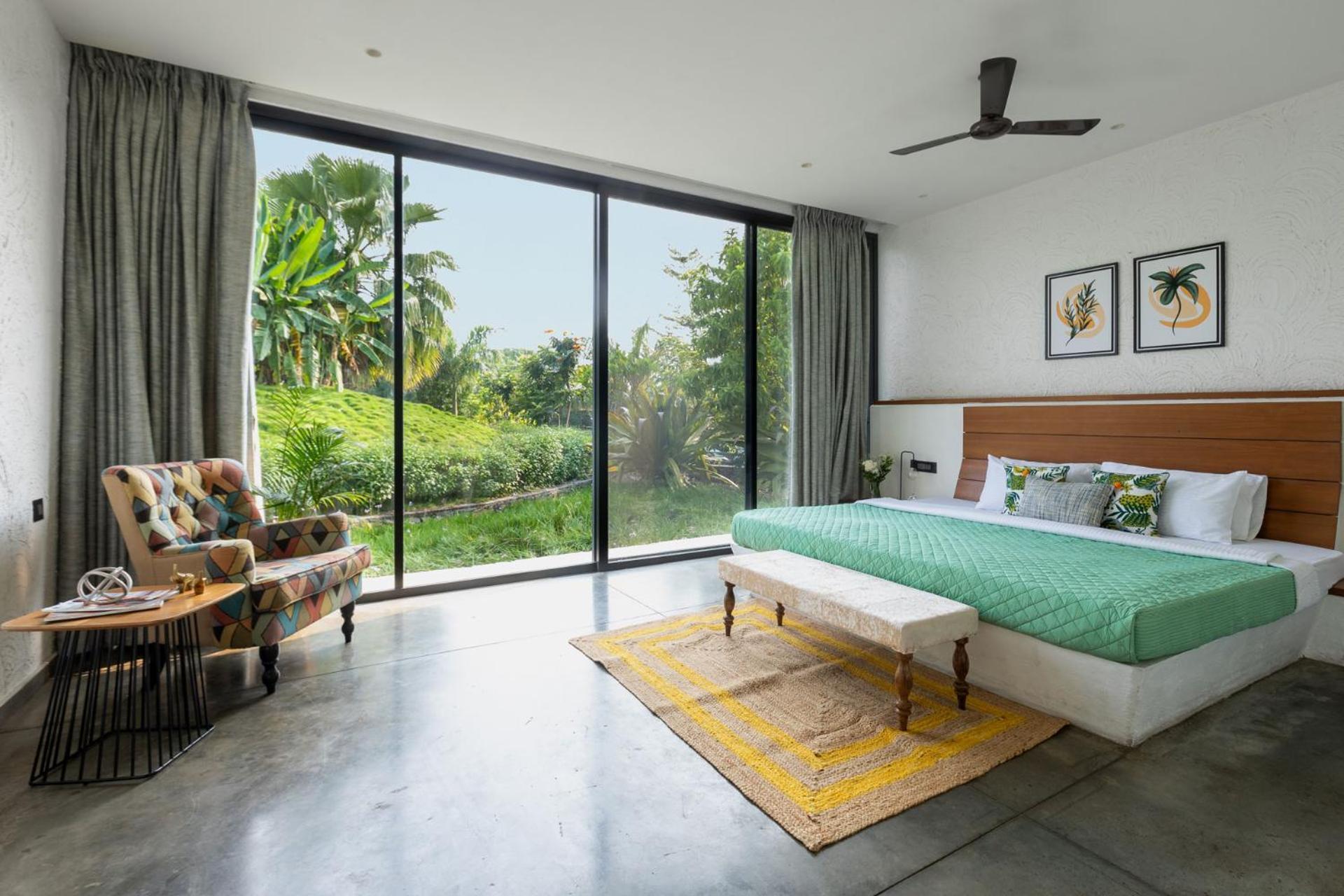 Open House By Stayvista: Nature Retreat with Pool & Expansive Lawn Shikrapur Exterior photo